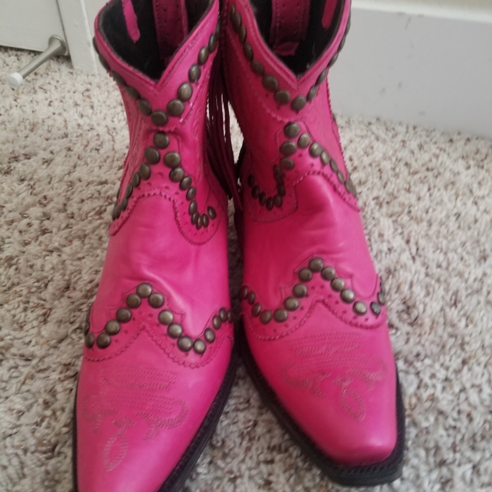 Garcitas half pint Cowboy boots